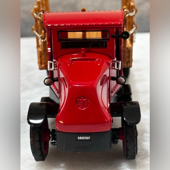 Texaco 1918 Mack AC Bulldog Flatbed Truck Collectable Die Cast w/ Original Box - Picture 13 of 16